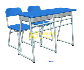 Chine Bureau matériel et chaise d'étudiant en métal doubles réglés pour la salle de classe de collège fournisseur