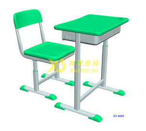 Chine Taille réglée réglable creuse 600*400mm de bureau et de chaise d'étudiant de Polythylene de taille fournisseur
